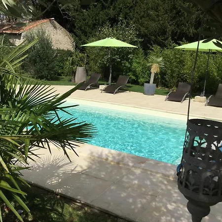 Le Chai De فندق مبيت وإفطار 3*