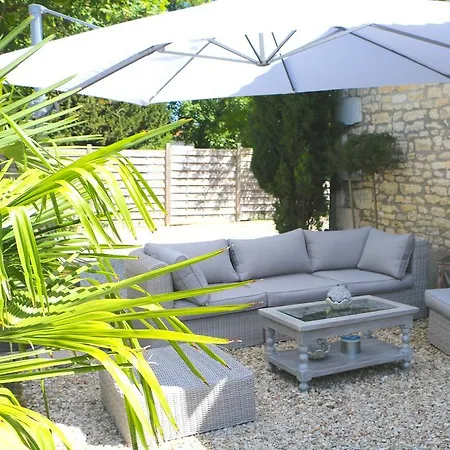 Oda ve Kahvaltı Le Chai De 3*