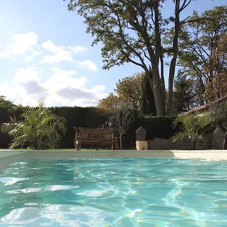 Bed & Breakfast Le Chai De 3*