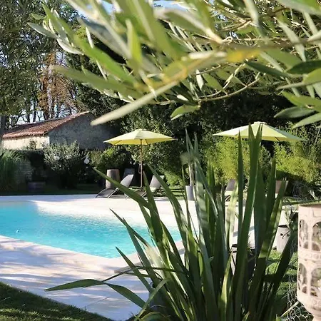 Oda ve Kahvaltı Le Chai De 3*