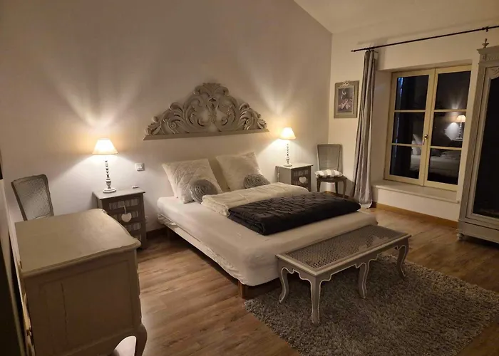 Alojamento de Acomodação e Pequeno-almoço Le Chai De