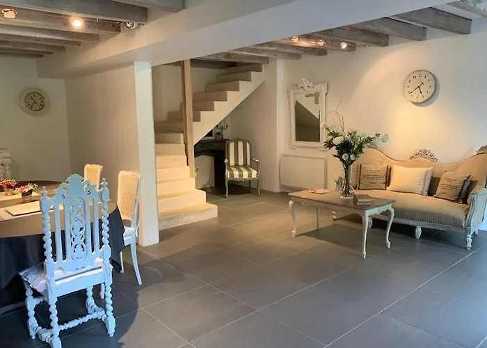 Le Chai De Alojamento de Acomodação e Pequeno-almoço 3*