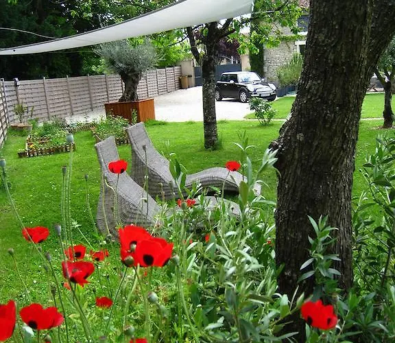 Alojamento de Acomodação e Pequeno-almoço Le Chai De