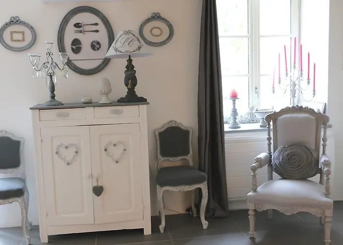 Alojamento de Acomodação e Pequeno-almoço Le Chai De