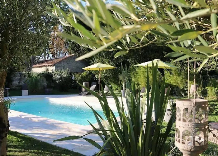 Alojamento de Acomodação e Pequeno-almoço Le Chai De 3*